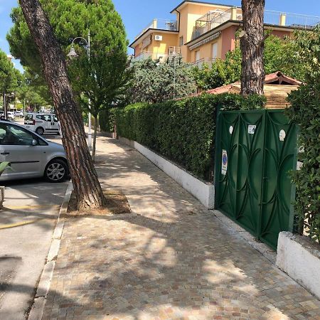 Shell House, Casa Con Ampio Giardino A 100M Dal Mare Villa Марчели Екстериор снимка